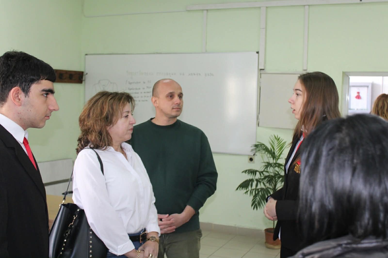 Messenger creation 812C6CFB 595C 4AE1 B2B8 8C5AD56E8860