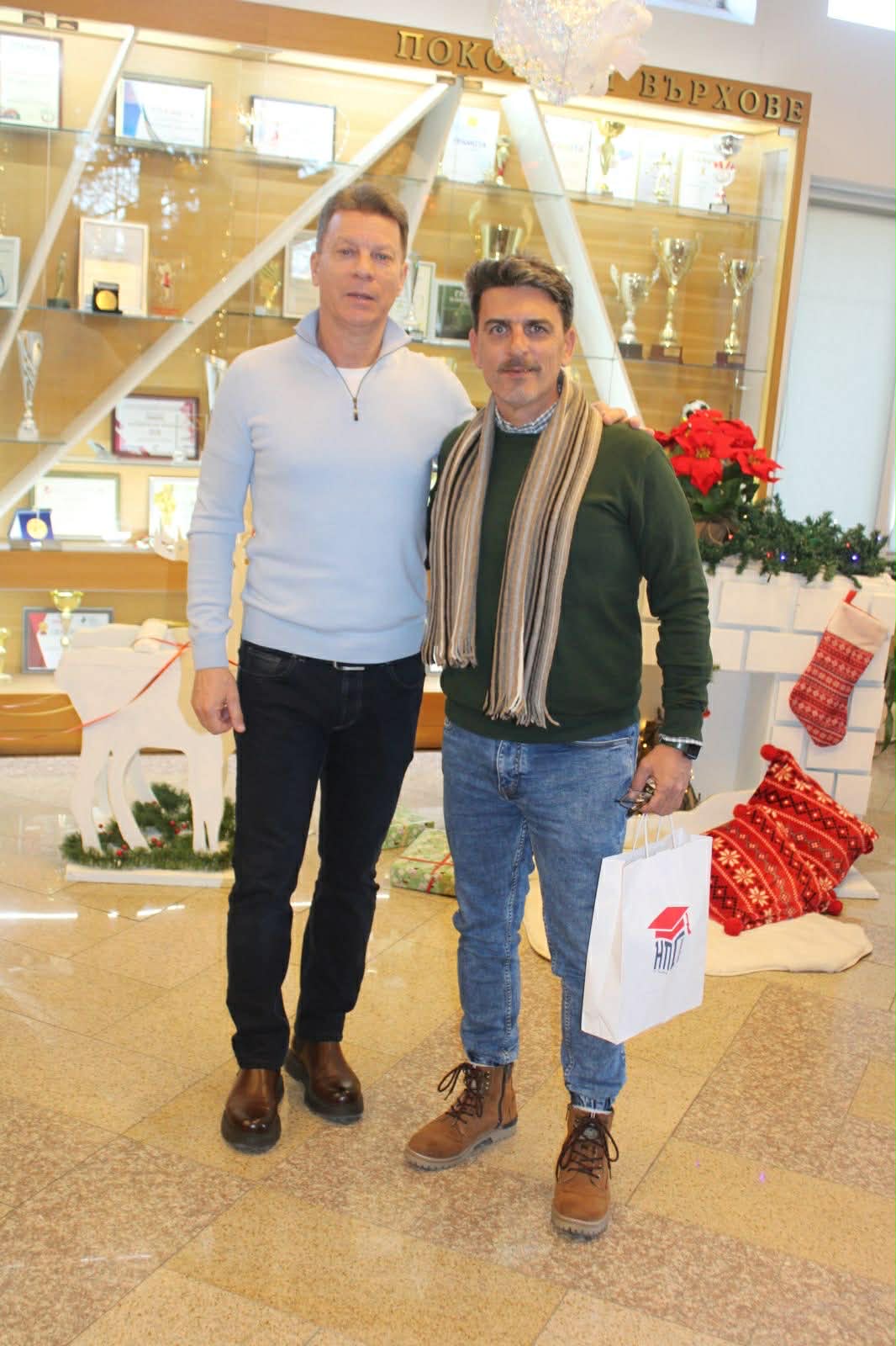 Messenger creation A2705675 2CCB 4FCD 8E0B 37FC835EC8F9